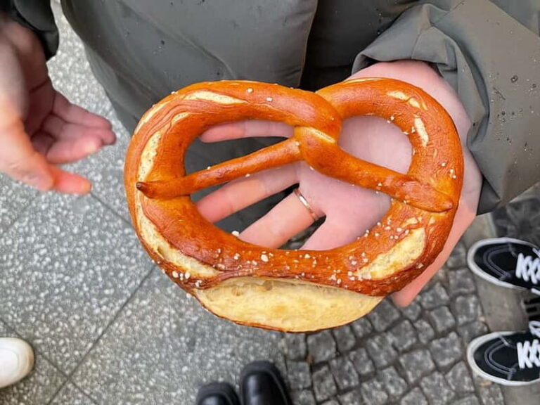 Berlin: Guided Street Food Tour with Tastings - Who Should Consider This Tour?