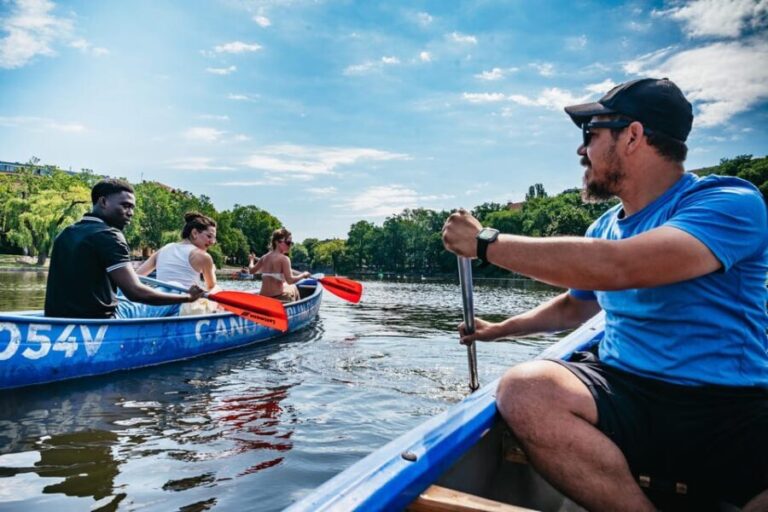 Berlin: Guided Tour by Canoe - An In-Depth Look at the Berlin Canoe Tour