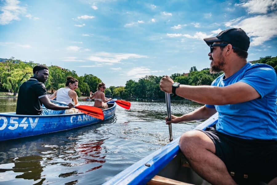 Berlin: Guided Tour by Canoe - An In-Depth Look at the Berlin Canoe Tour