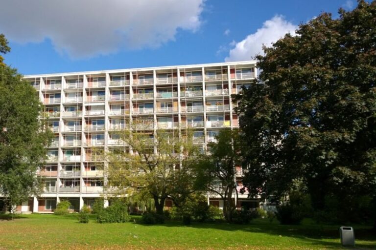 Berlin: Hansaviertel "The City of Tomorrow" Guided Tour - Who Will Love This Tour?