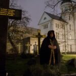 Berlin: Haunted Guided Live Theatre Tour in German - A Closer Look at the Haunted Guided Live Theatre Tour