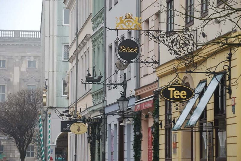 Berlin: Historic Center Walking Tour with a Real Berliner - An In-Depth Look at the Berlin Historic Center Walking Tour