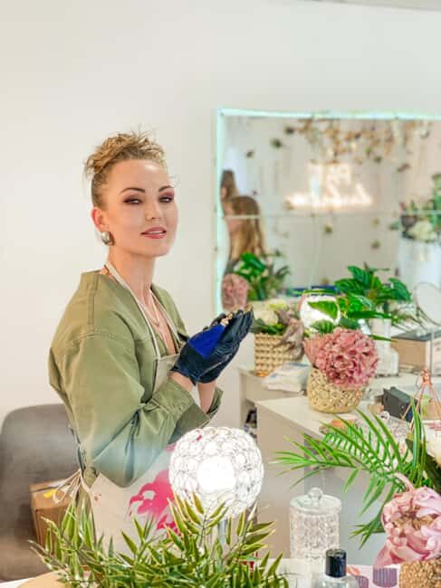 Berlin: Lipstick-Making Workshop with Prosecco - Color Theory and Shade Matching