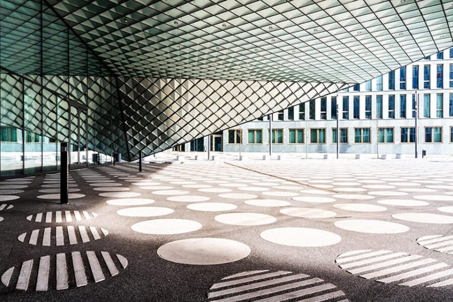 Berlin: Photo course Modern Architecture & Reflections - What Sets This Photo Course Apart?