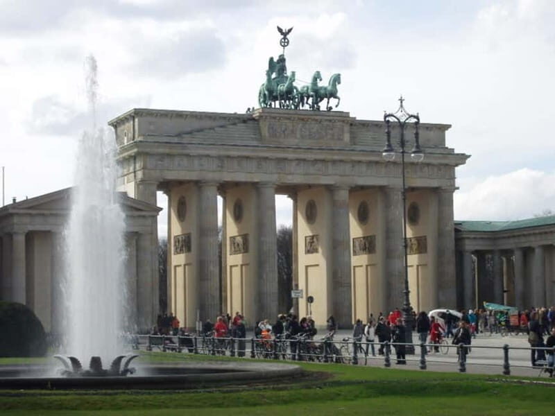 Berlin: Private Highlights Walking Tour - A Detailed Look at the Berlin Highlights Walking Tour