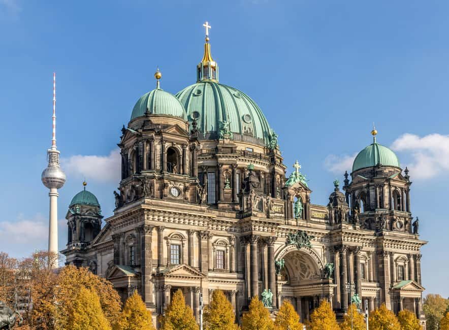 Berlin: Private Photo Session Tour - Practical Details and Tips