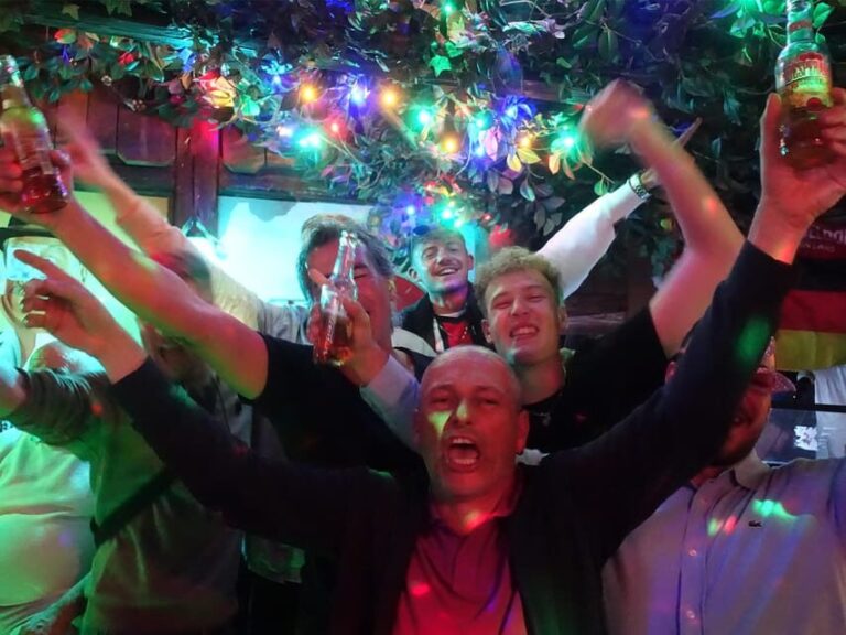 Berlin: Private pub crawl with insider-guide & free shots - A Detailed Look at the Berlin Private Pub Crawl