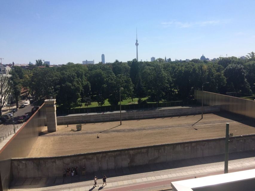 Berlin: Private Walking Tour with a Local Guide - Why Choose This Tour?