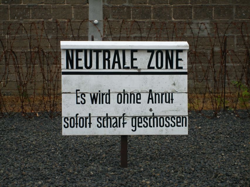 Berlin: Sachsenhausen Memorial 6-Hour Tour in Spanish - Why This Tour Works