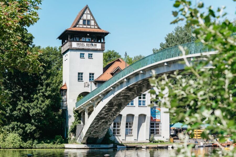 Berlin: Spree Boat Tour to Müggelsee - Exploring the Berlin Spree and Müggelsee: A Detailed Look