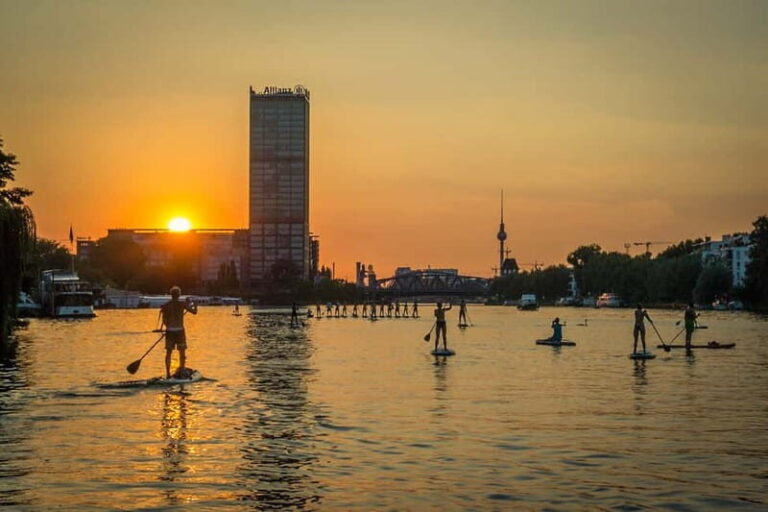 Berlin: SUP Sunset Tour to the Molecule Man - Who Would Enjoy This Tour?