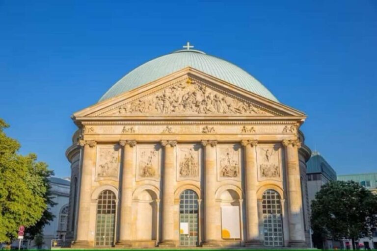 Berlin: walking tour of must-see sights - Who Should Consider This Tour?