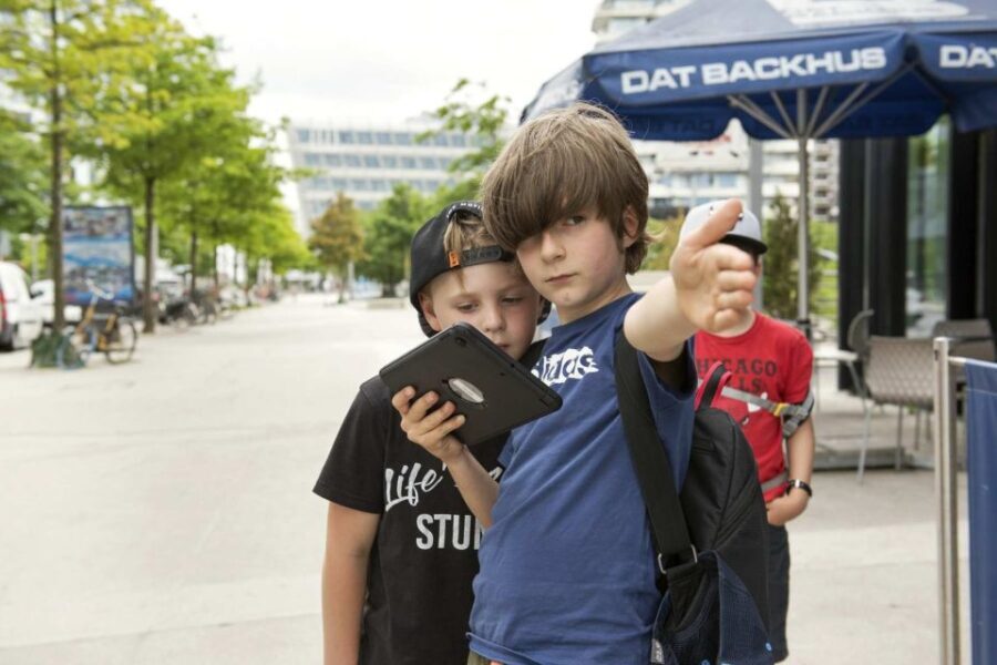 Berlin:City Exploration Scavenger Hunt for Kids with Geolino - What to Expect During the Adventure