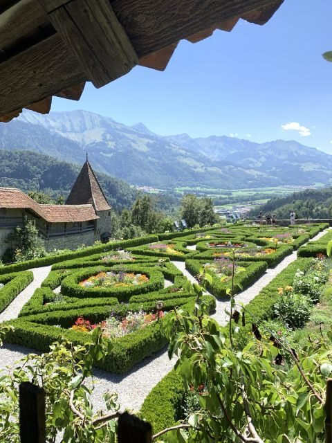 Bern: Gruyères Castle, Cheese, Chocolate Private Day Tour - What Travelers Say