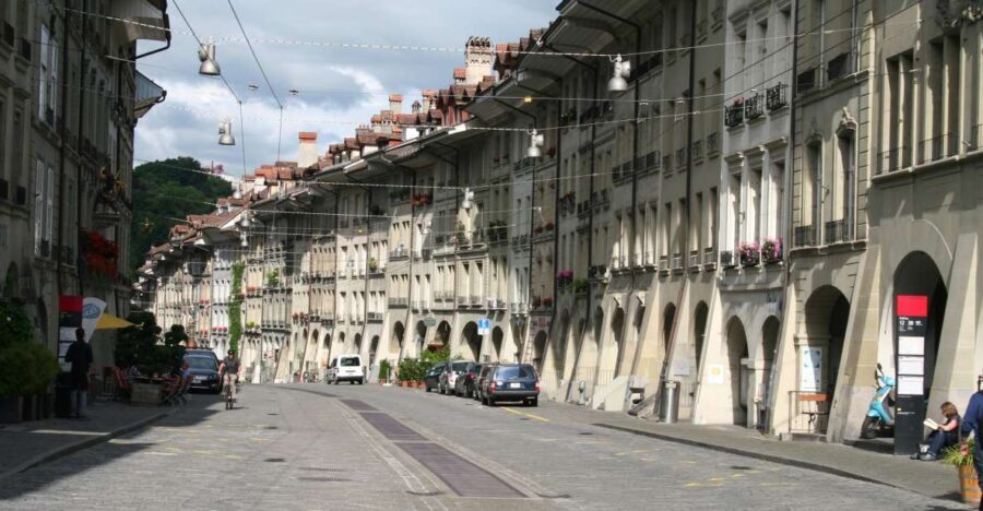 Bern: Private Walking Tour with a Local Guide - Hidden Secrets and Off-the-Beaten-Path Wonders