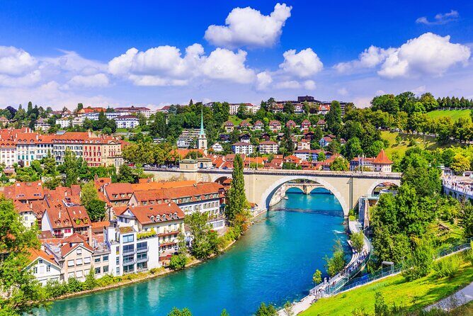Bern : Private Walking Tour with a Local Guide (Private tour) - Tips to Make the Most of Your Tour