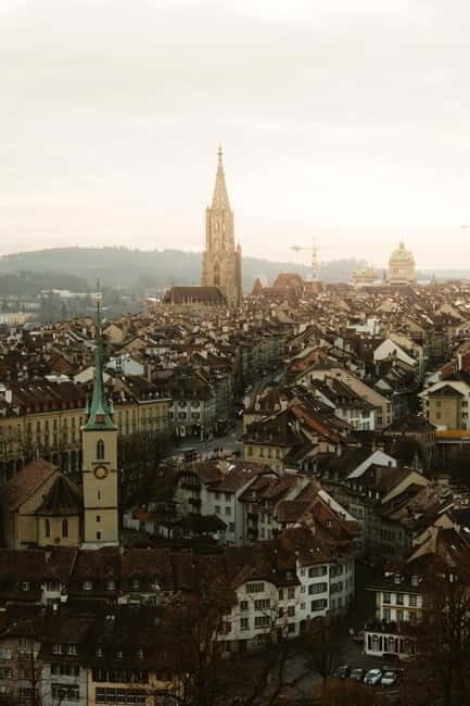 Bern: Private Walking Tour with a Local Guide - The Iconic Zytglogge and Its Secrets