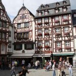 Bernkastel: Boat and covered wagon ride from/to Bernkastel-Kues - Exploring the Itinerary in Depth