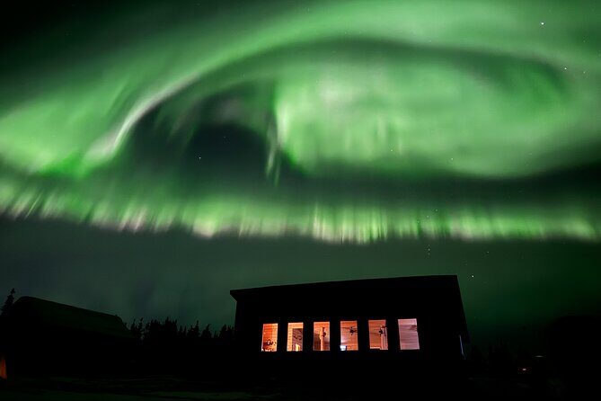 Best Alaskan Cabin Aurora Viewing with Photography @Aurora Camp - Who Is This Tour Best For?