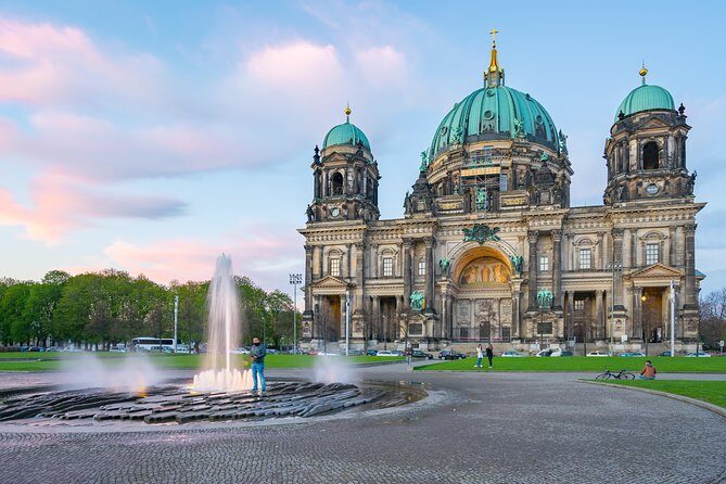 Best of Berlin by Car: Private 6-hour Tour with a Vehicle - Exploring Berlin in Comfort: An In-Depth Review