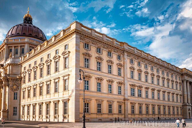 Best of Berlin HopOn HopOff Tour - Exploring the Route and Stops