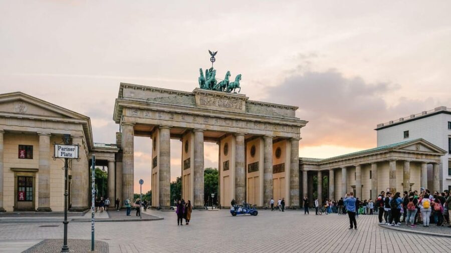 Best of Berlin: Private Walking Tour with a Local - What to Expect During Your Tour