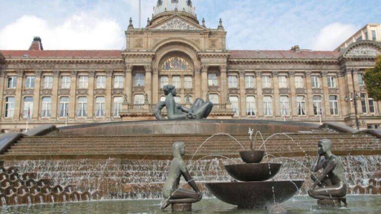 Best of Birmingham: Private Walking Tour with a Local - Exploring Birmingham on Foot: What to Expect