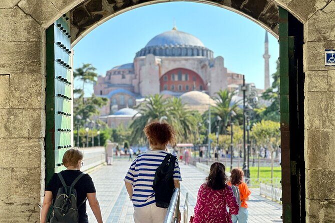 Best of Istanbul: Basilica Cistern - Blue Mosque - Grand Bazaar - Who Should Book This Tour?