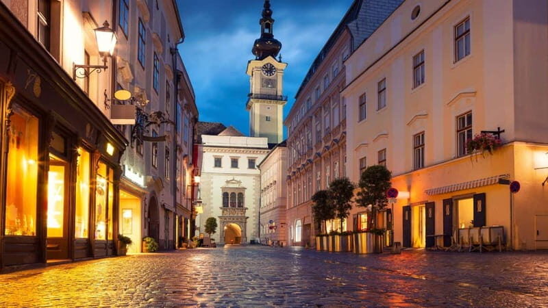 Best of Linz: Private Walking Tour with a Local - The Practical Details