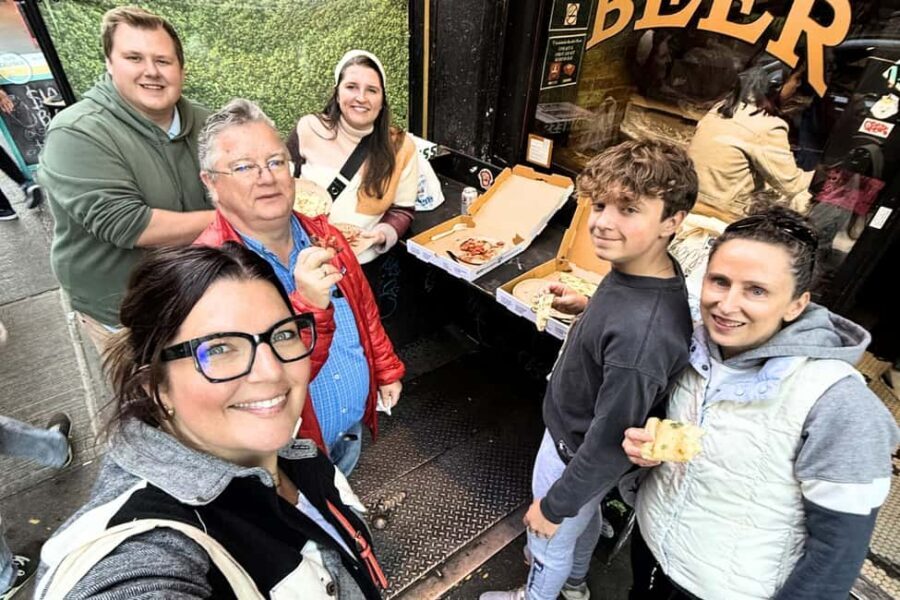 Best of Lower Manhattan: Pizza Crawl - The Experience in Detail: A Walk Through the Pizza and Landmarks