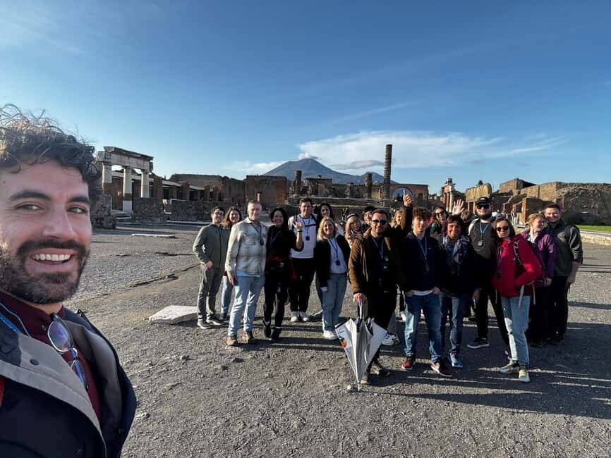 Best of Pompeii Experience with Archeologist in 40 Languages - Key Points