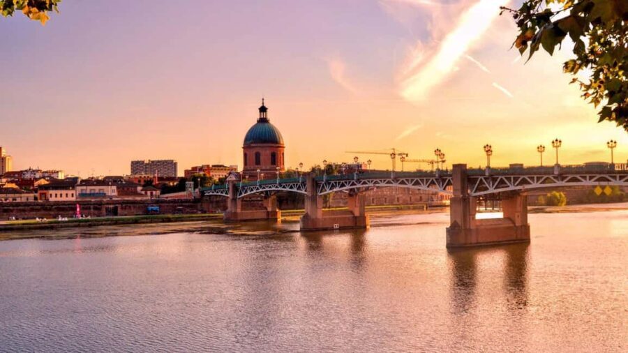 Best of Toulouse: Private Walking Tour with a Local - Detailed Tour Breakdown