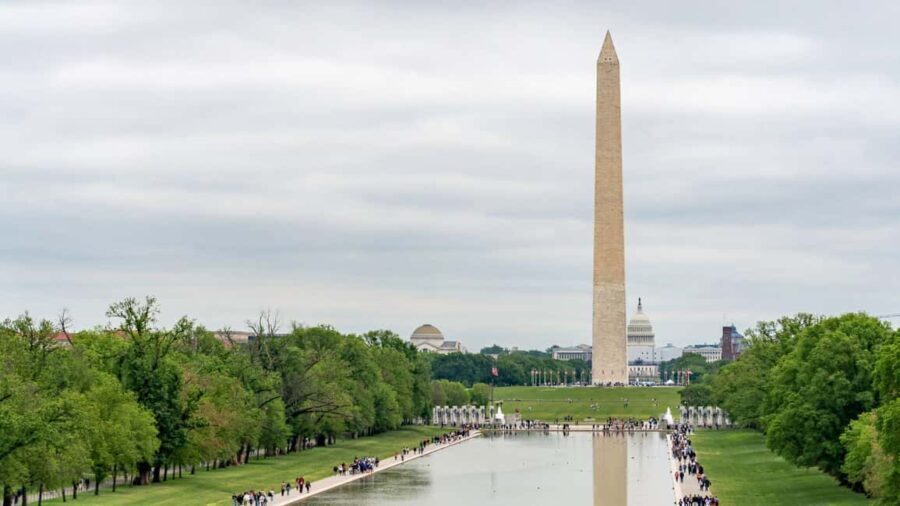 Best of Washington: Private Walking Tour with a Local - Who Should Consider This Tour?