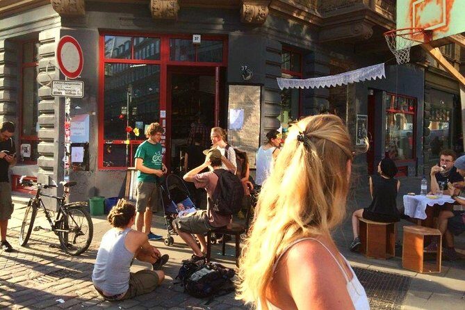 Bicycle tour through the "other" Hamburg (min.4) - An In-Depth Look at the Hamburg Bicycle Tour