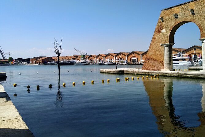 Biennale of Venice, private visit with guide - An In-Depth Look at the Venice Biennale Private Tour