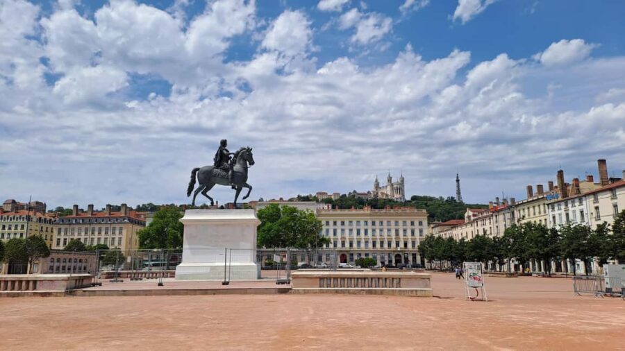 Big traboules in Little Lyon : private walking tour - Who Should Consider This Tour?