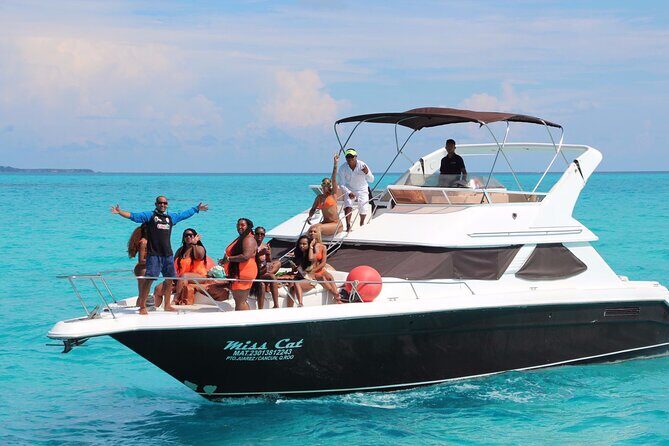 Big Yacht 48ft Rental up to 15 Pax snorkel - An In-Depth Look at the Private Yacht Experience