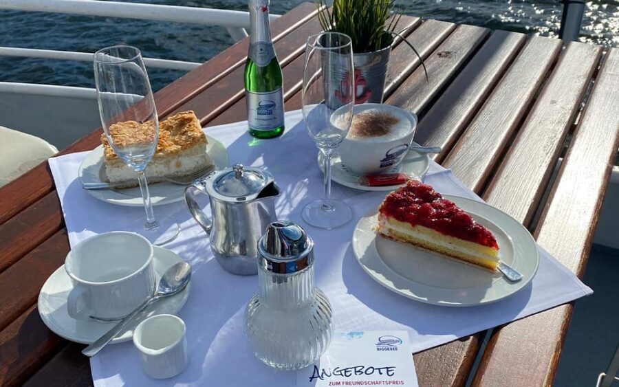 Biggesee: Boat Tour with All-inclusive cake buffet - An In-Depth Look at the Biggesee Boat Tour Experience