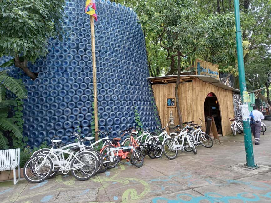 BIKE RIDE THROUGH ICONIC SITES OF THE CDMX / BREAKFAST & BEER - What’s Included and What’s Not
