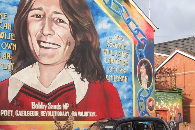 Black Taxi Mural "Tour Like A Local" - Practical Details: What You Need to Know