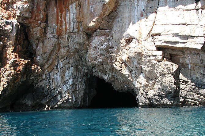 Blue Cave and Dobrec Beach Tour - Summary and Final Thoughts
