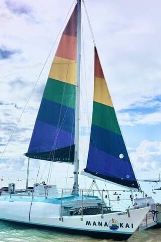Board from Waikiki Beach: Friday Night Fireworks sail - Who Should Book This Tour?