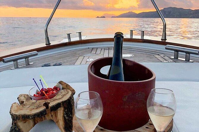 Boat Tour in the Gulf of poets, Portovenere and 3 islands - An In-Depth Look at the Boat Tour Experience