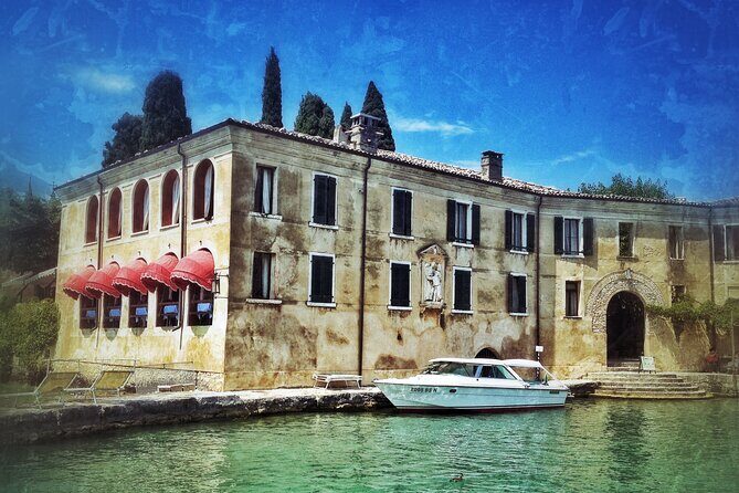 Boat Tour of Isola del Garda - FAQ