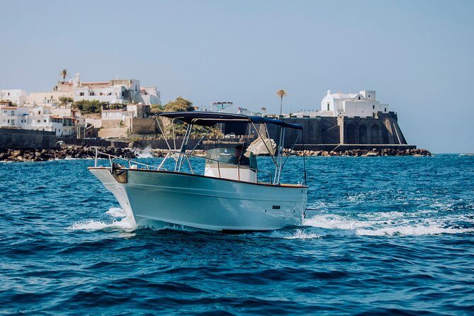 Boat tour of the island of Ischia with goiter 7.50 meters - The Itinerary in Detail