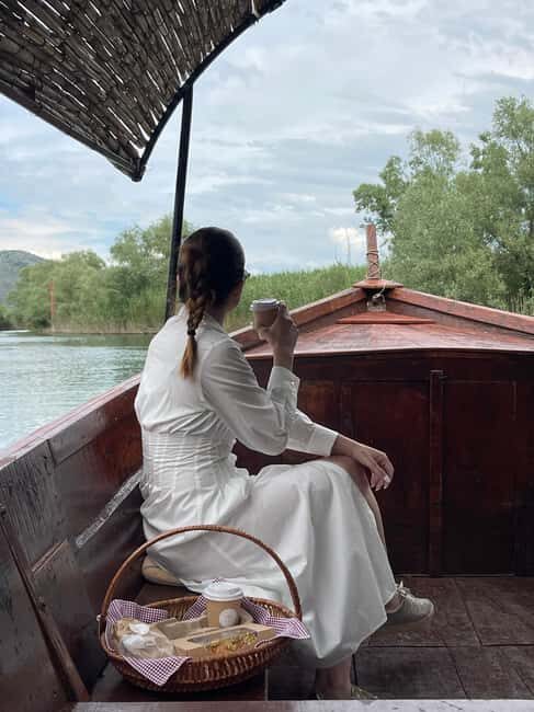 Boat tour with FREE coffee and croissants! - Practical Tips