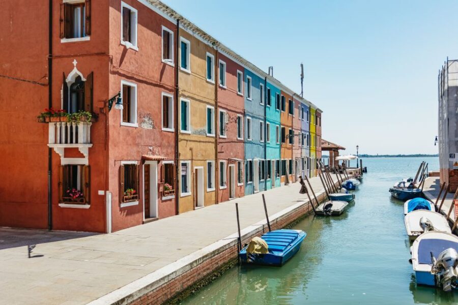 Boat Trip: Glimpse of Murano, Torcello & Burano Islands - The Journey Begins: Ease and Accessibility