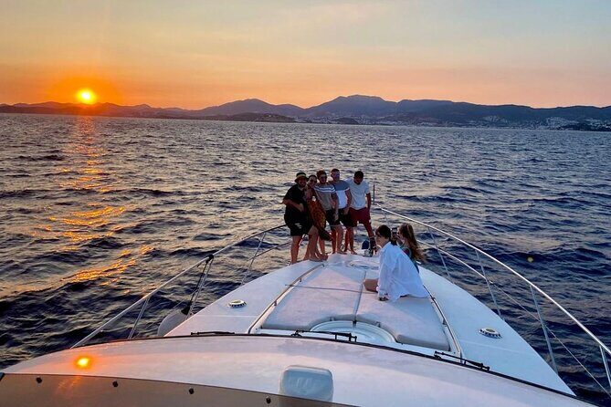 Bodrum Private Motor-Yacht Sunset Tour With Dinner For 3 Hour - Why This Tour Works Well for You