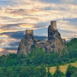 Bohemian Paradise and the Trosky castle tour - Climbing into History at Trosky Castle