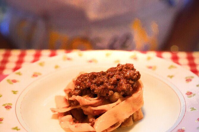 Bologna: Tagliatelle & Ragù Home Cooking Class with wine - Analyzing the Value